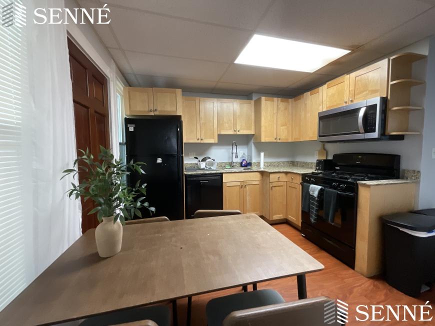 8 Seventh St. – photo 1