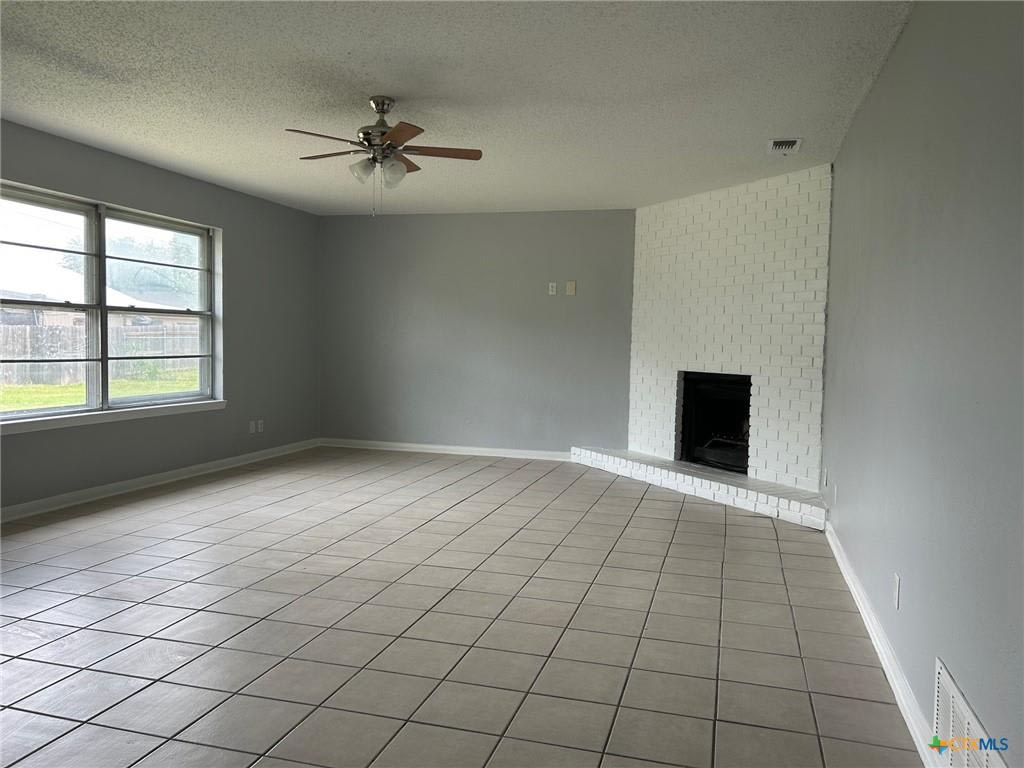 2006 Ruiz Dr – photo 5