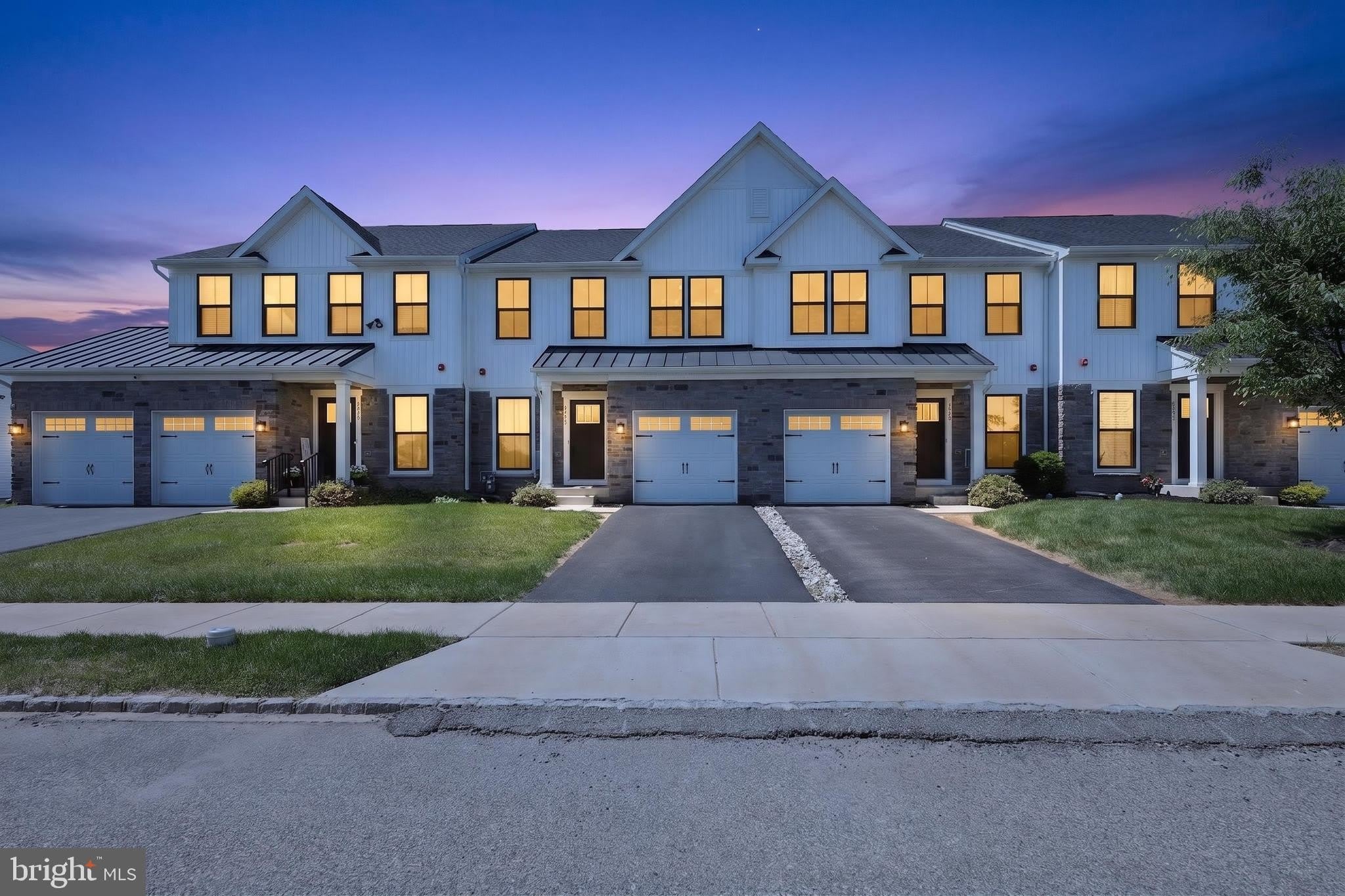 8005 MILLTOWN Circle – photo 3