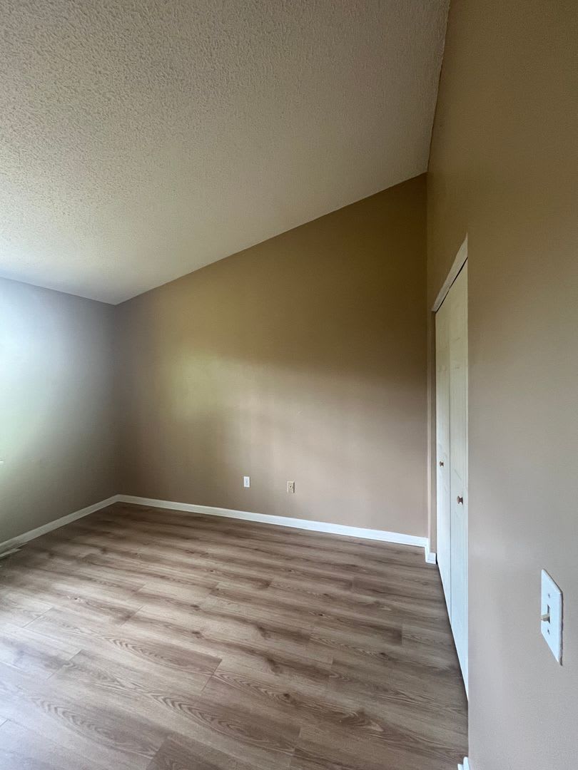 2 Bedroom 1 Bath And 1 Car Garage Cute Duplex – photo 5