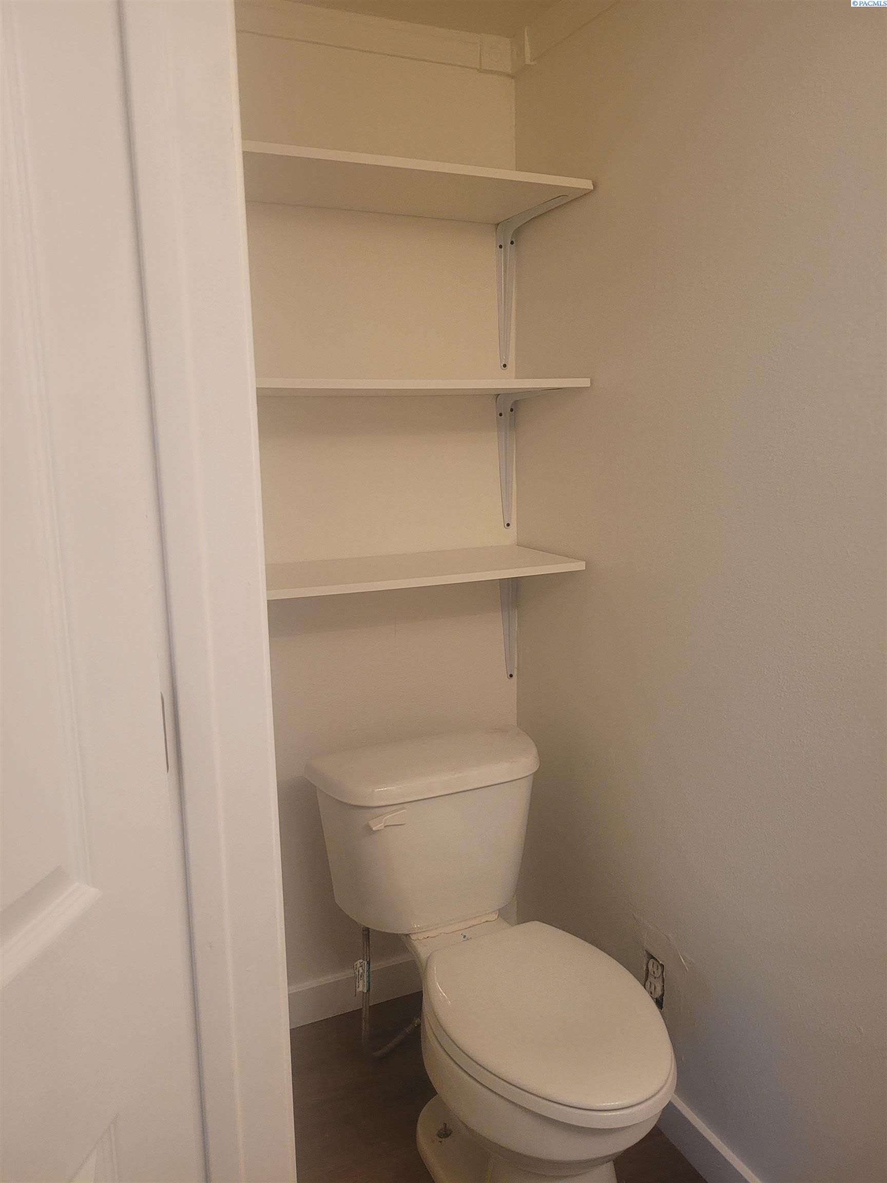 1305 Sanford – photo 4