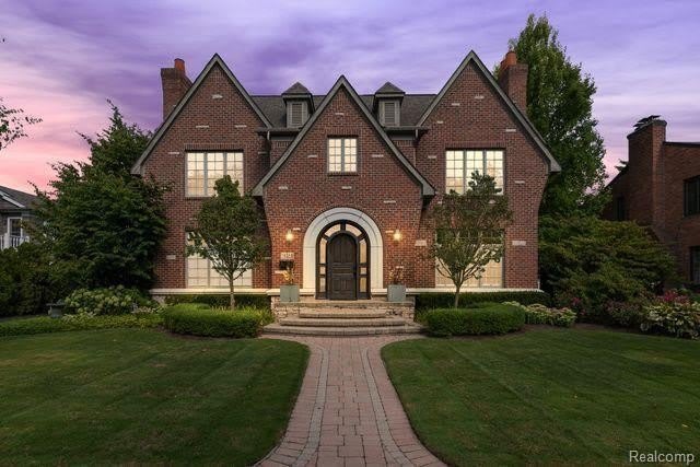 321 Aspen Road – photo 1