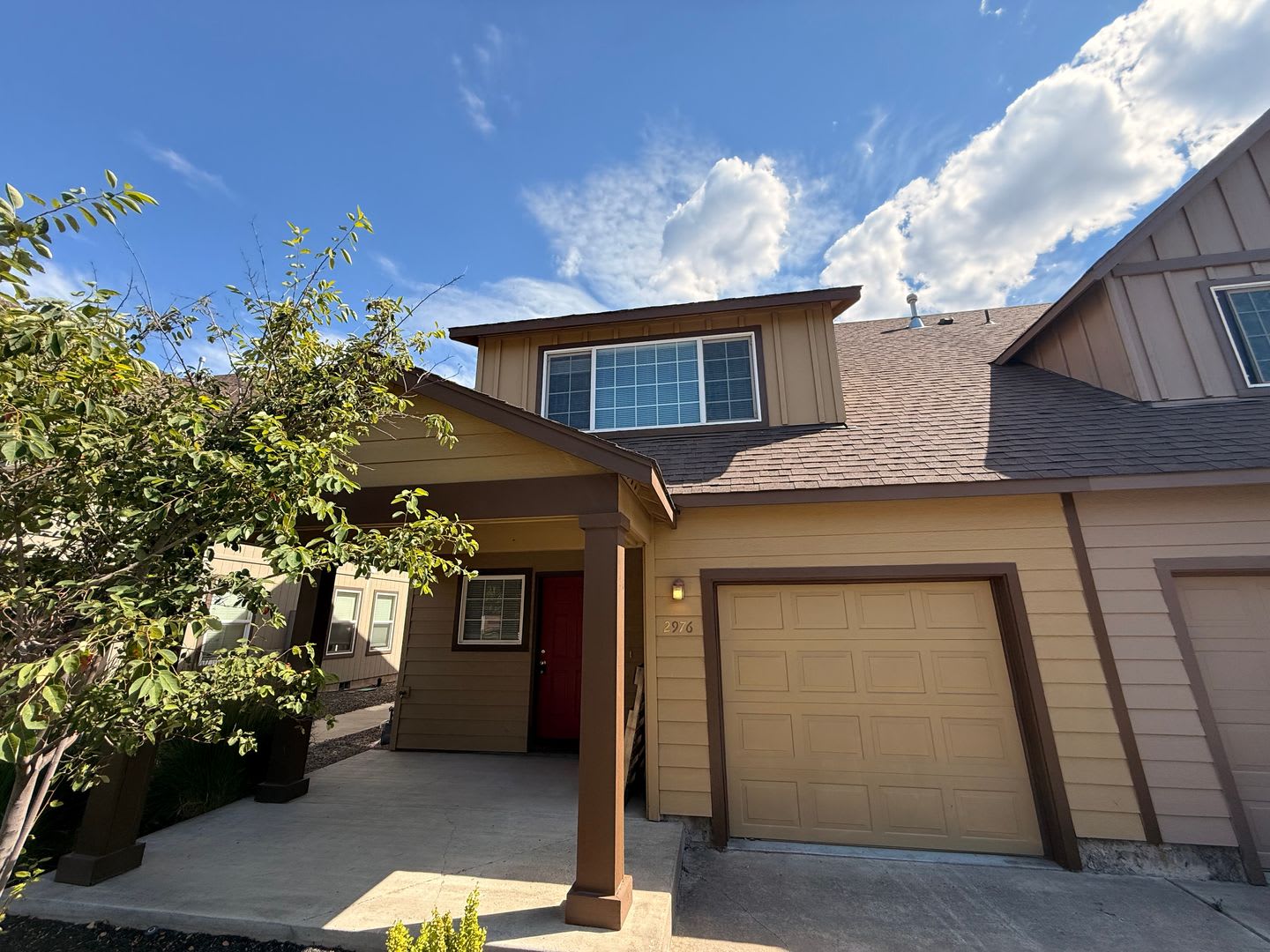 BRIGHT, OPEN LIVING IN THE HEART OF REDMOND!! – photo 1