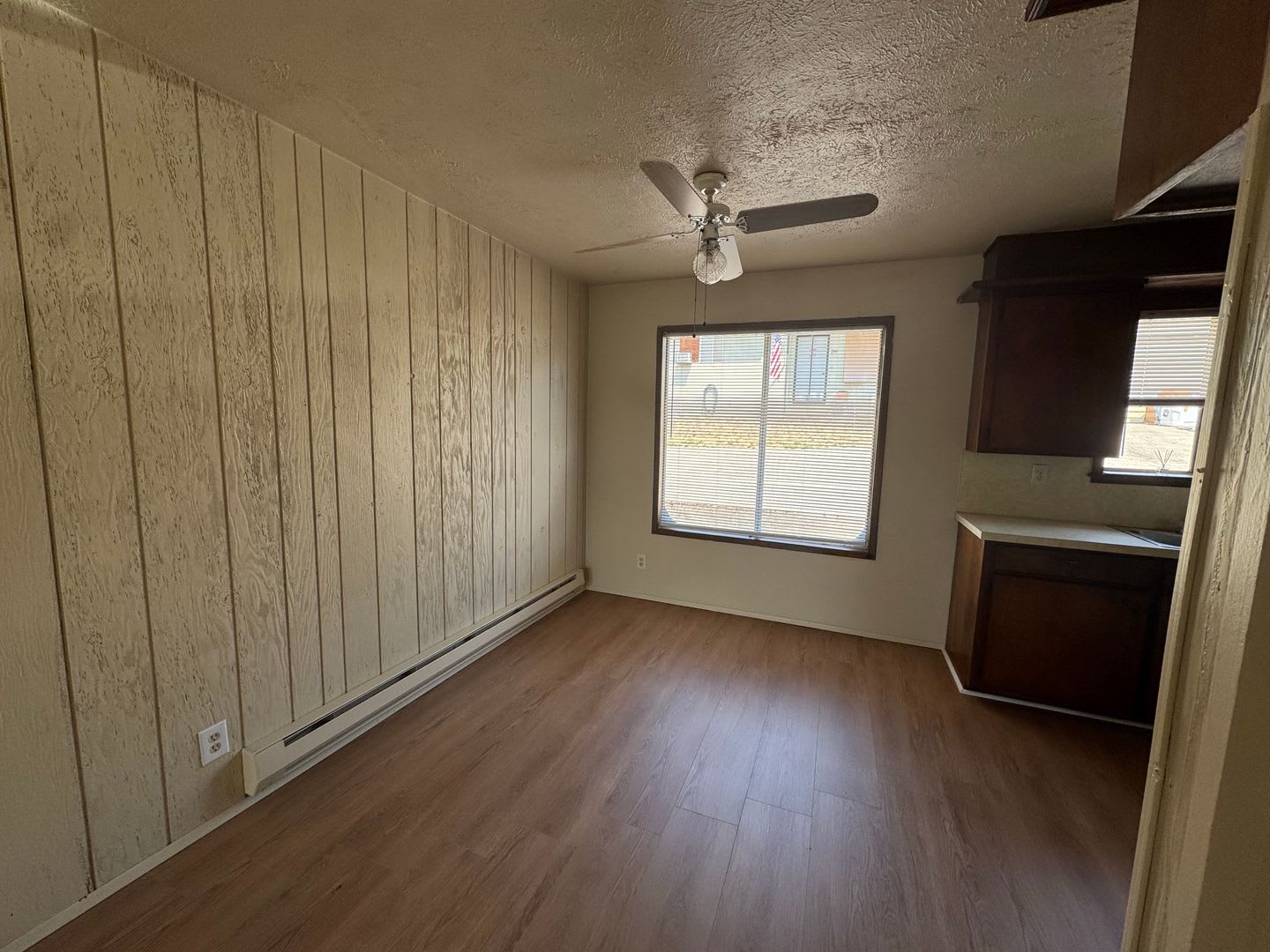 2 Bedroom Duplex with Garage – photo 4