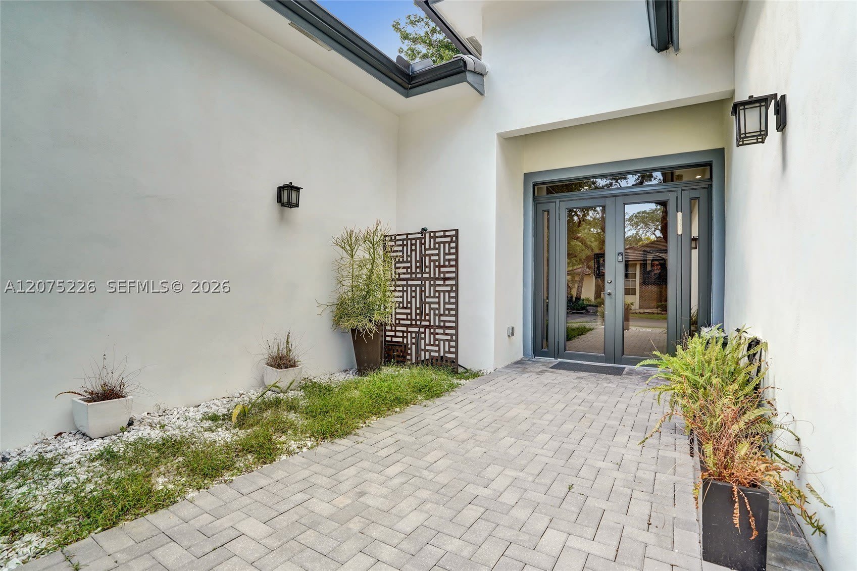 3909 SW 54th Ct – photo 3