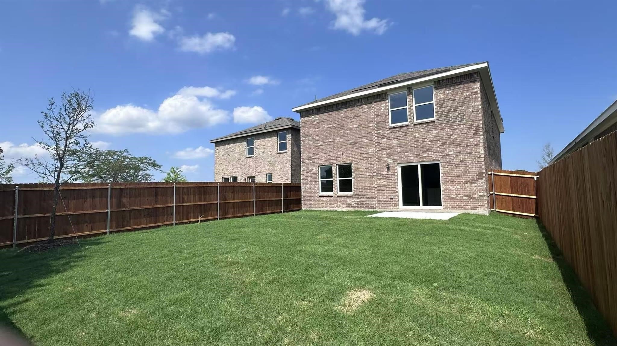 2105 Meadow Park Drive – photo 2