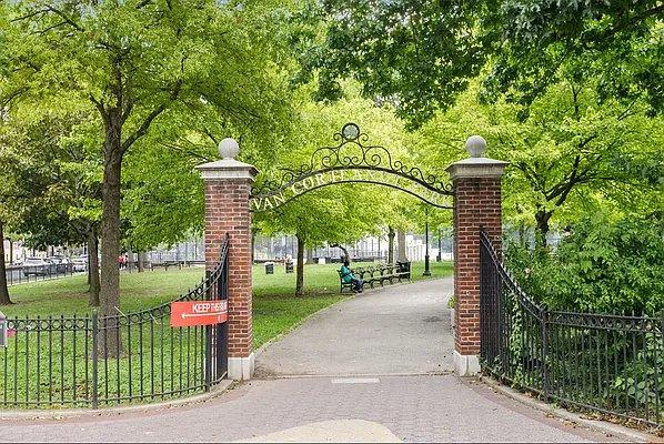 4582 Manhattan College Parkway – photo 3