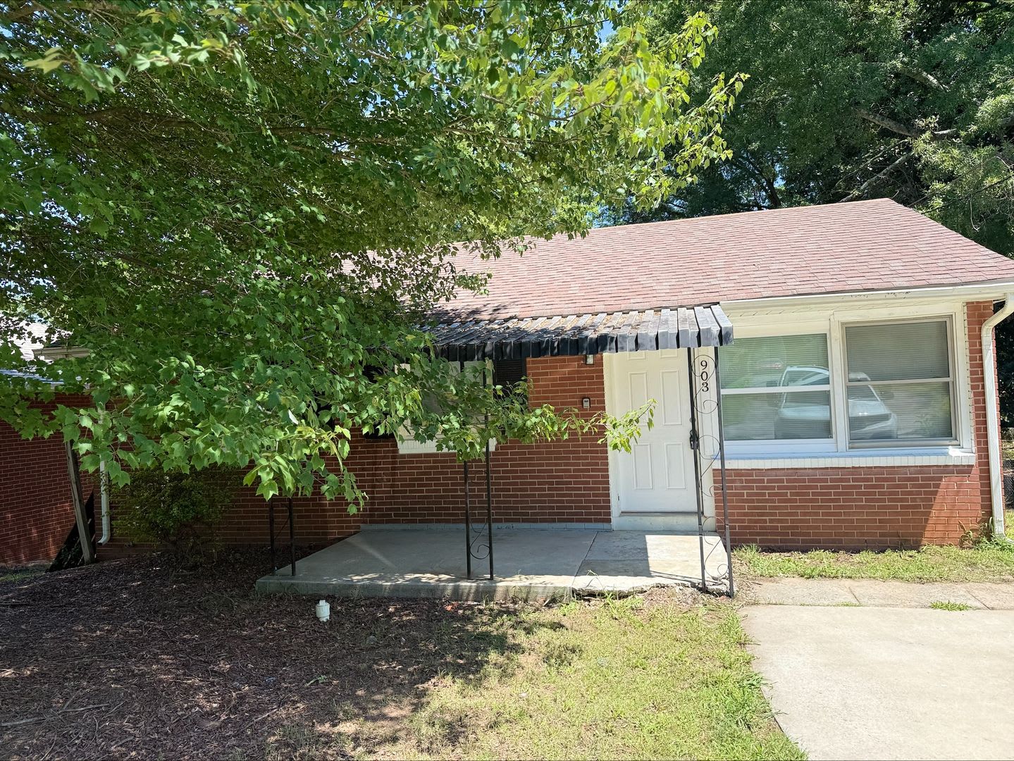 READY TO MOVE IN!! – photo 1