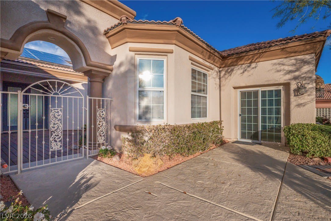 10534 Mandarino Avenue – photo 3