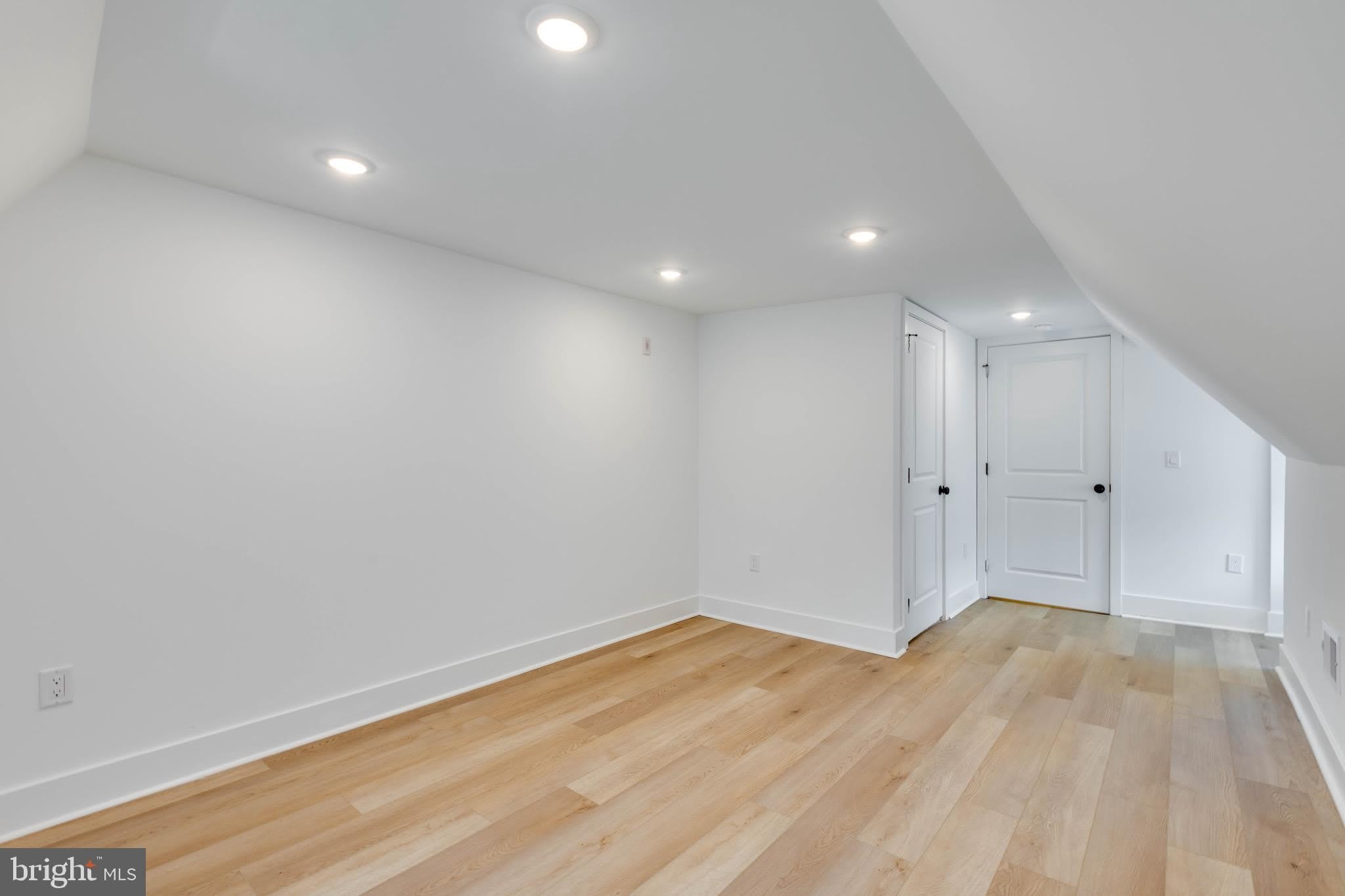 4220 BALTIMORE Avenue – photo 3