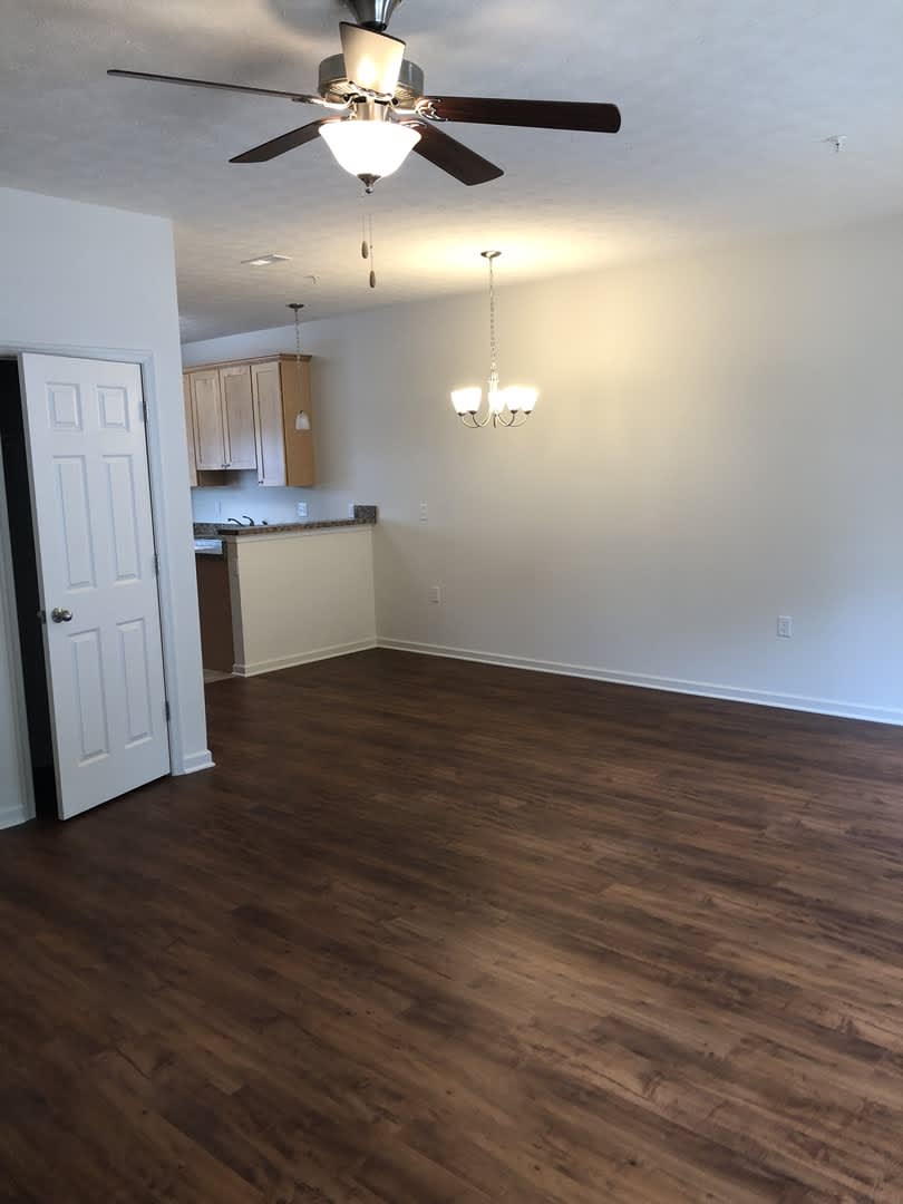 Two Primary Suite Apartment Townhouse – photo 5