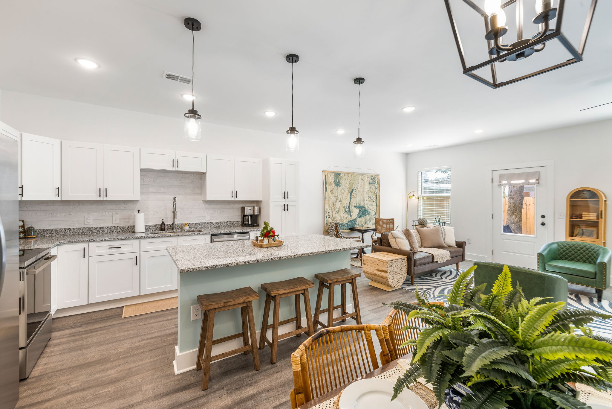 4231 Barnwell Avenue – photo 3
