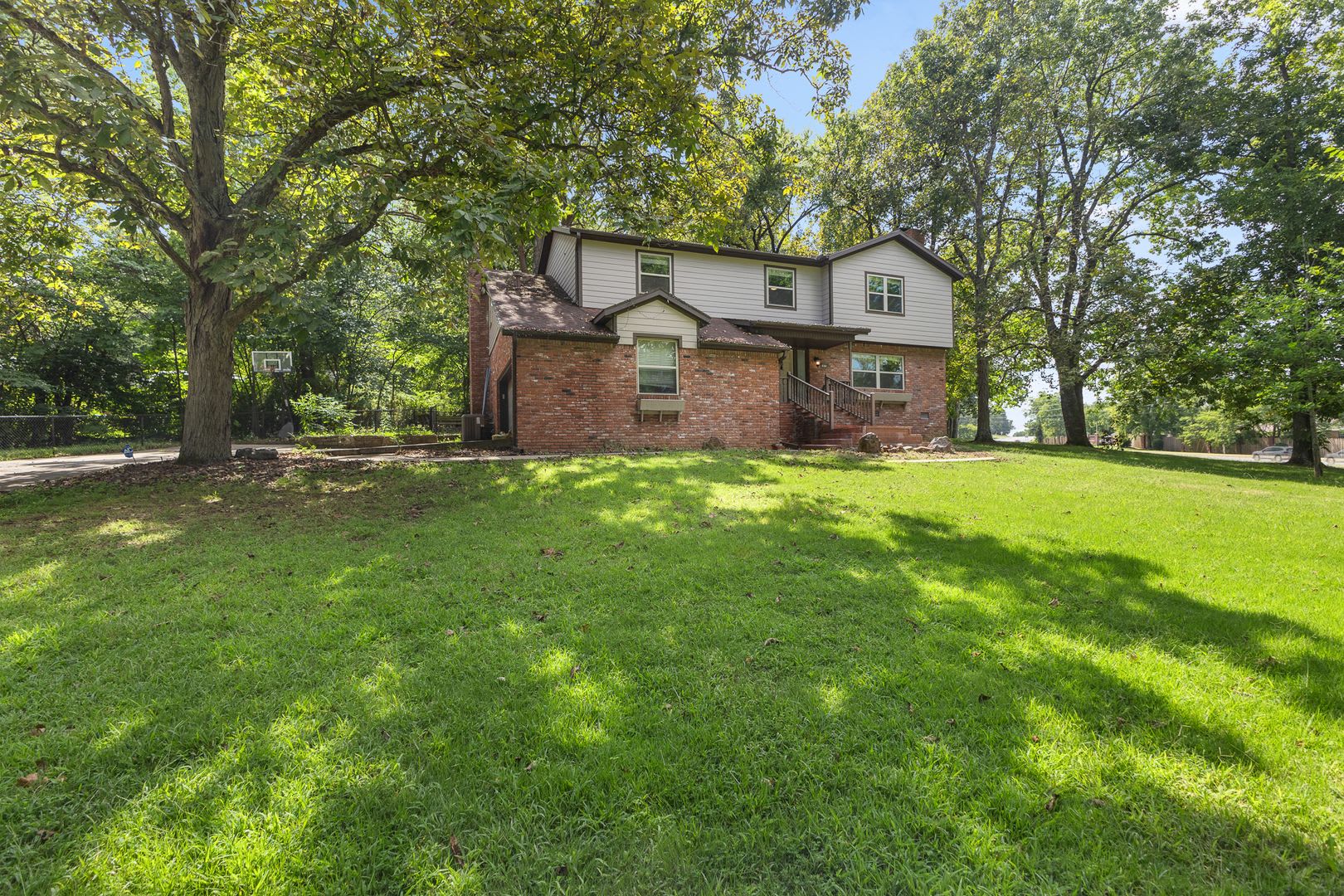 4 Bedroom Home with Bonus Space, 2 Car Garage & Large Yard – photo 1