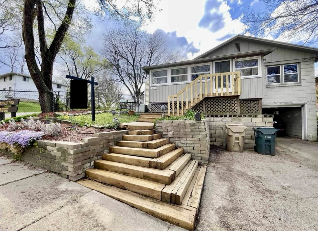 1820 Fisher St – photo 3