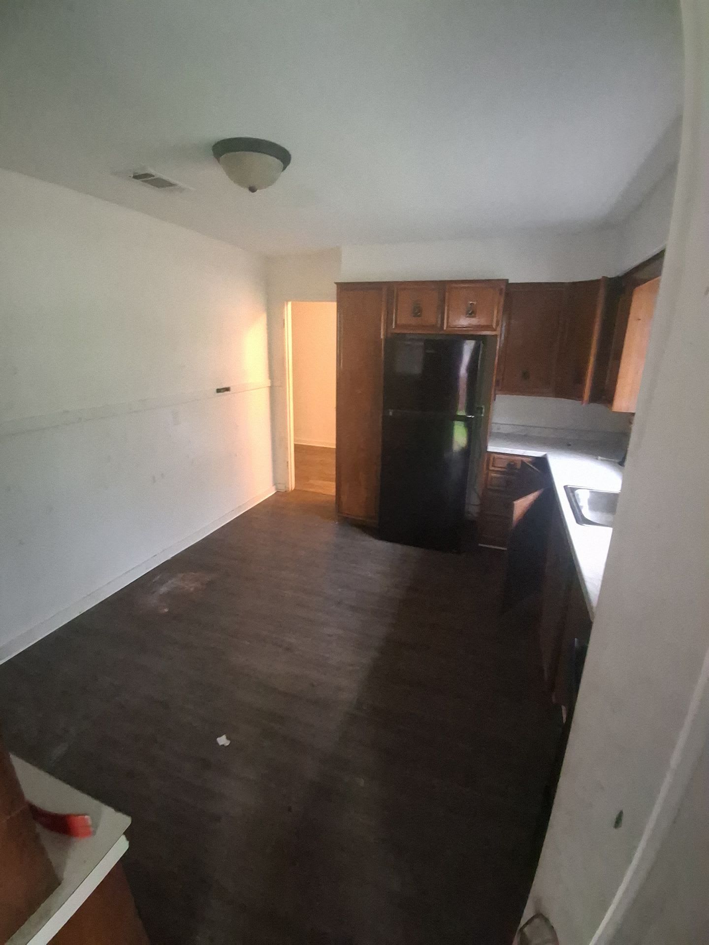 3058 Woodside Drive – photo 2
