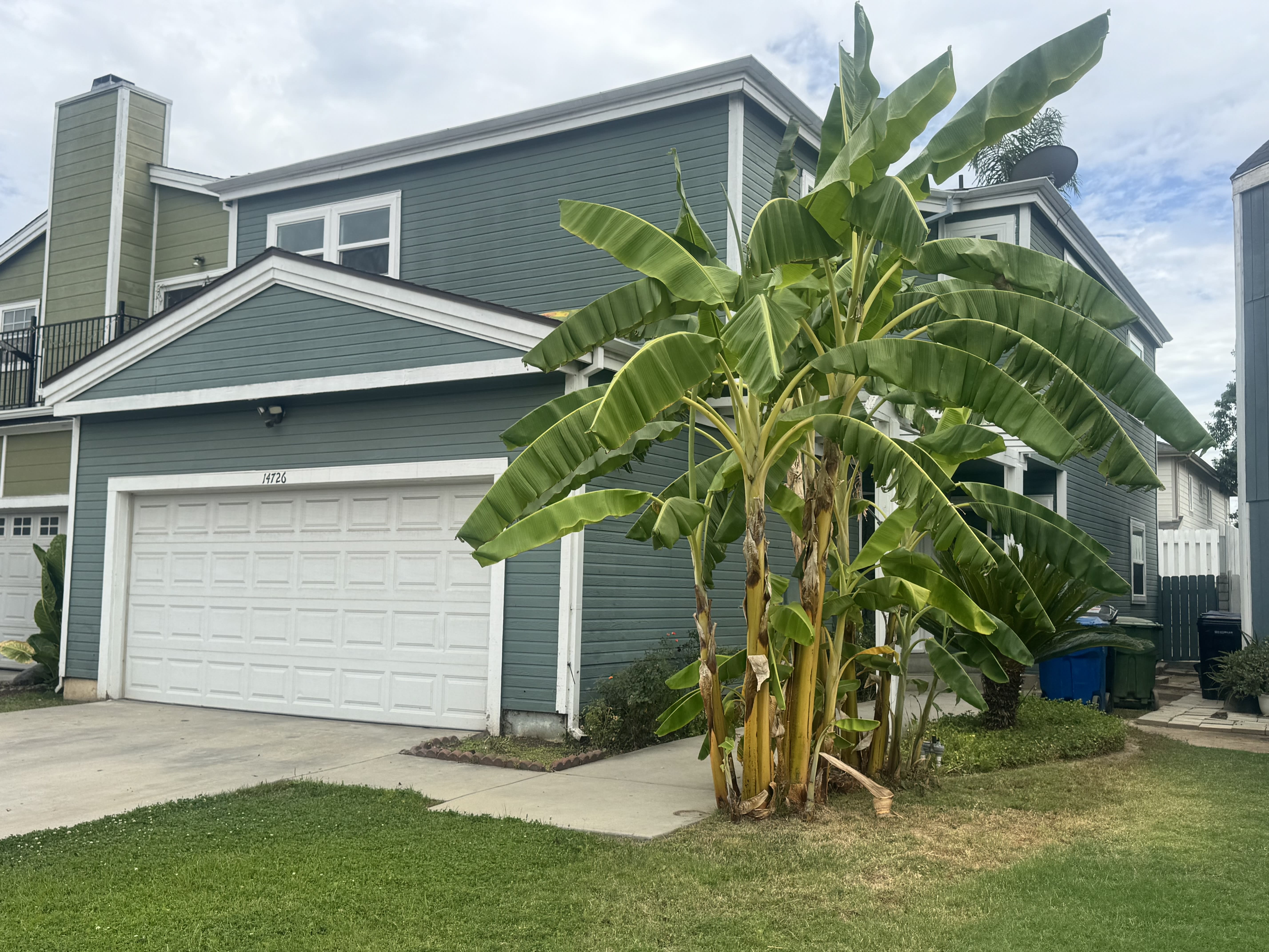 14726 Tupper Street – photo 1