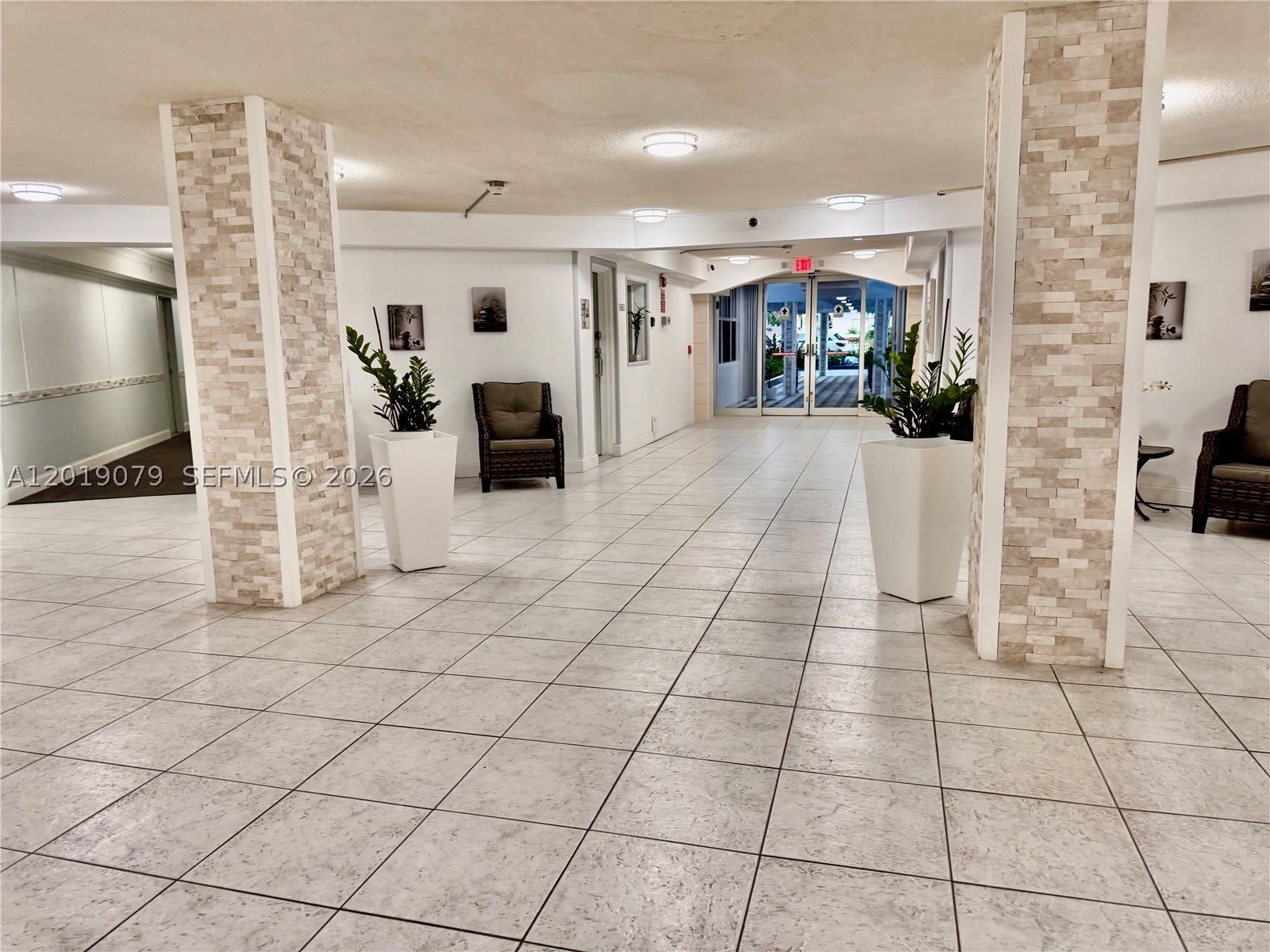 1913 S Ocean Dr – photo 5