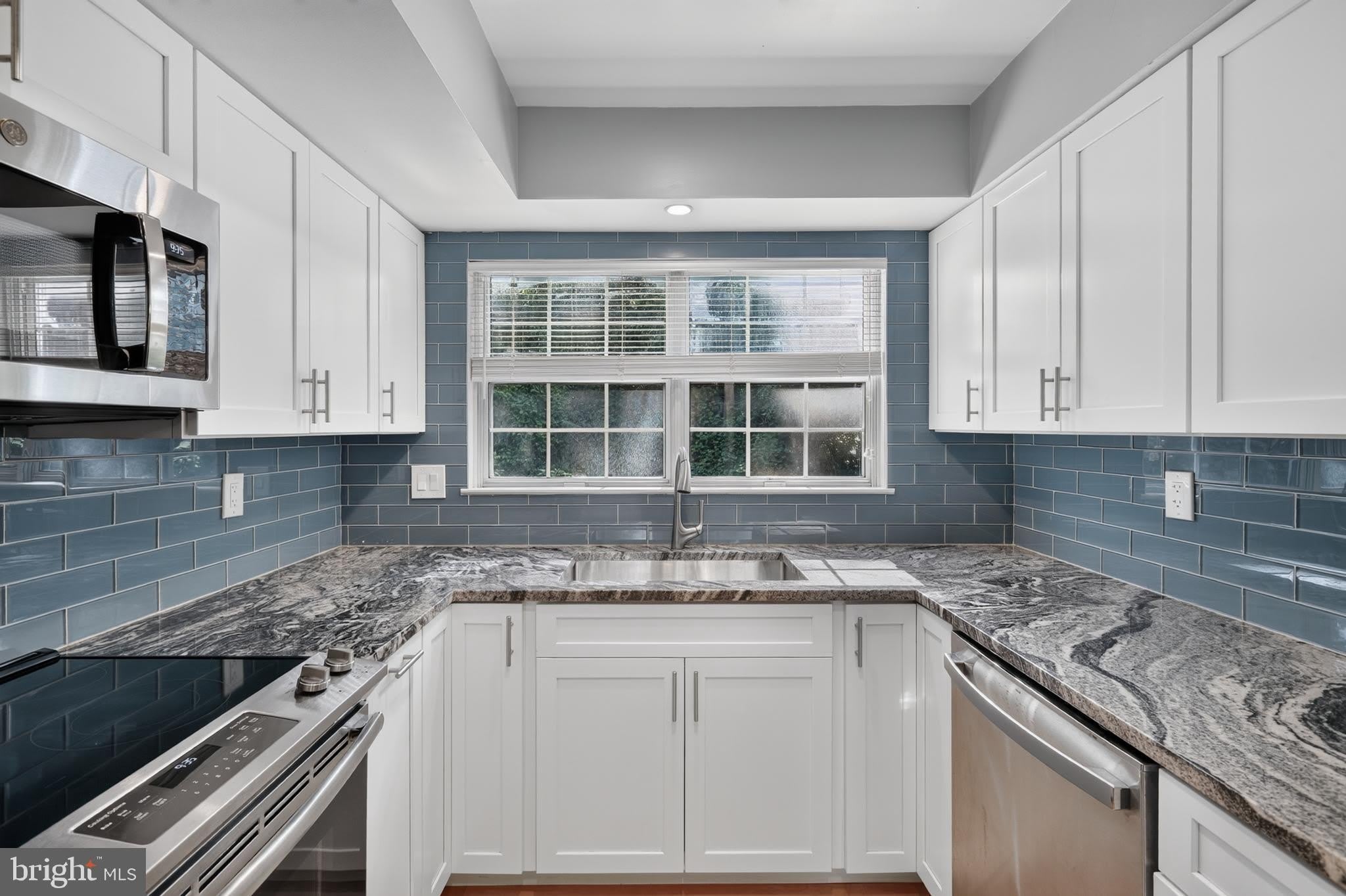 7742 NEW PROVIDENCE Drive – photo 5