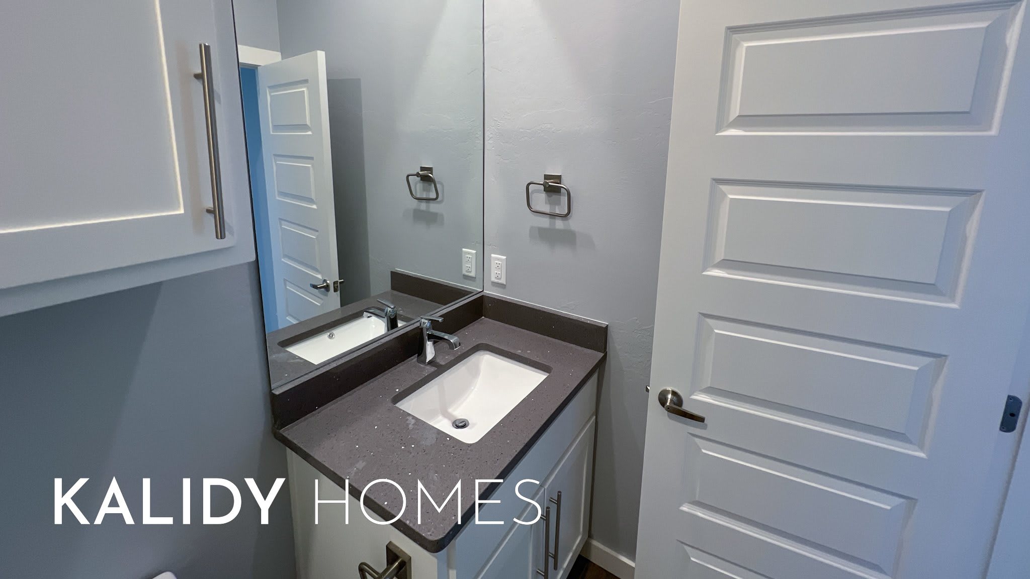 428 Remington Avenue – photo 4