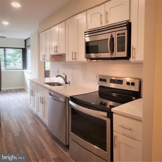 405 CHRISTOPHER Avenue – photo 1