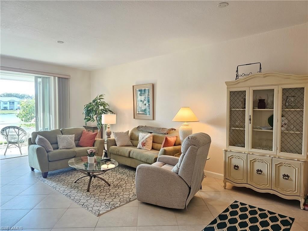 818 Tanbark Dr – photo 5