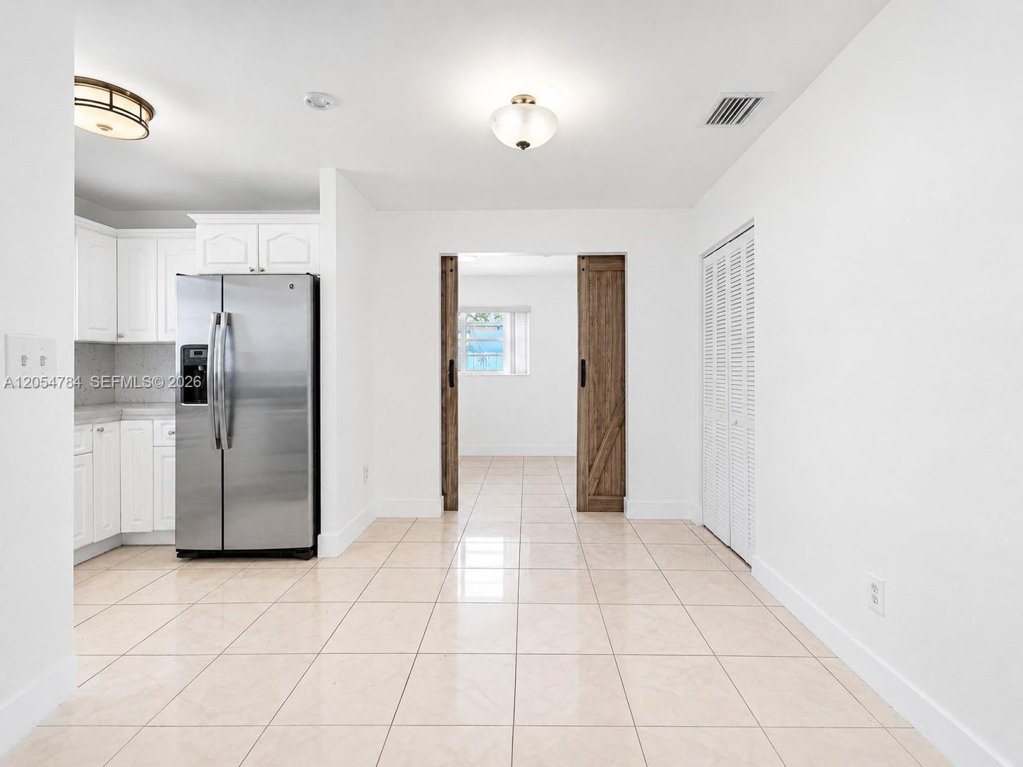 3231 SW 25th Street 2, Miami, FL 33133 – photo 3