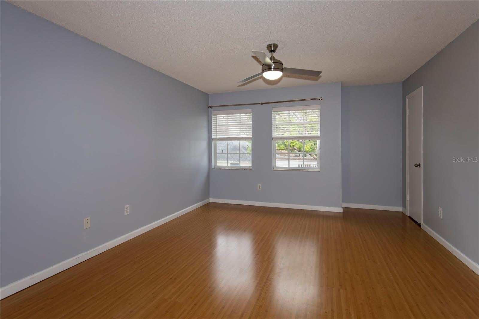 317 E AMELIA Street – photo 4