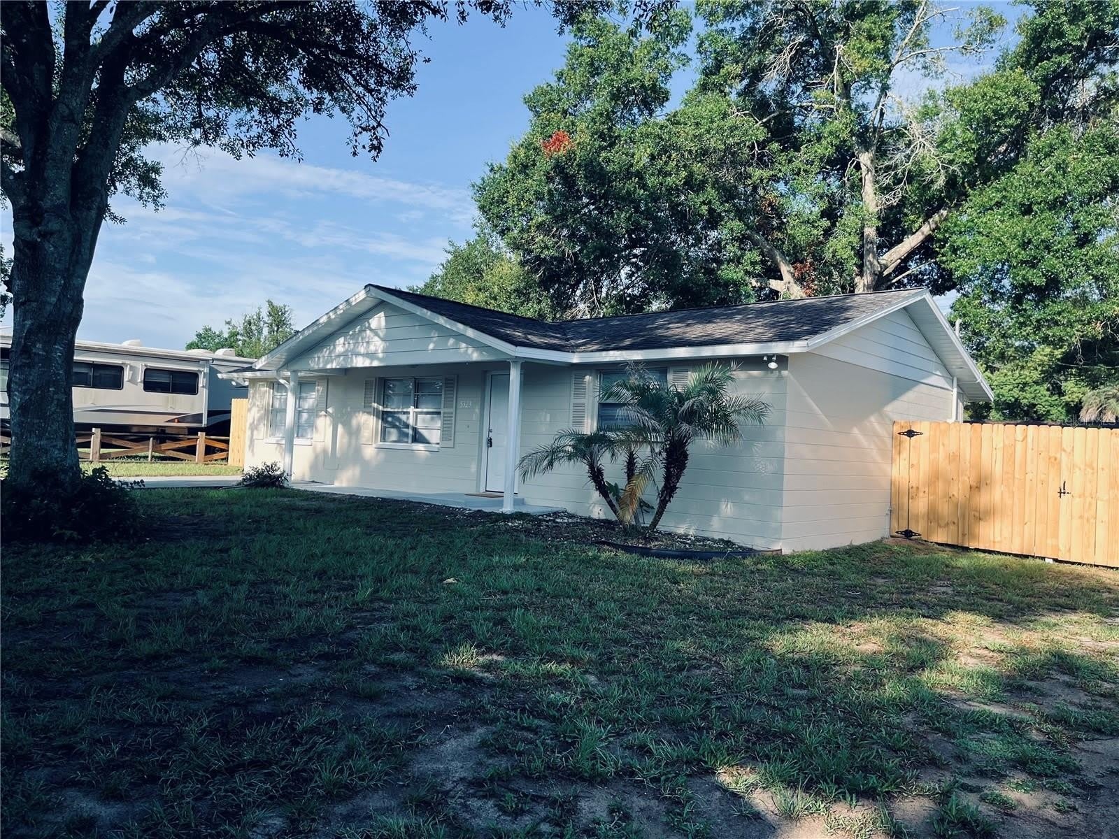 5323 SATSUMA Drive – photo 5