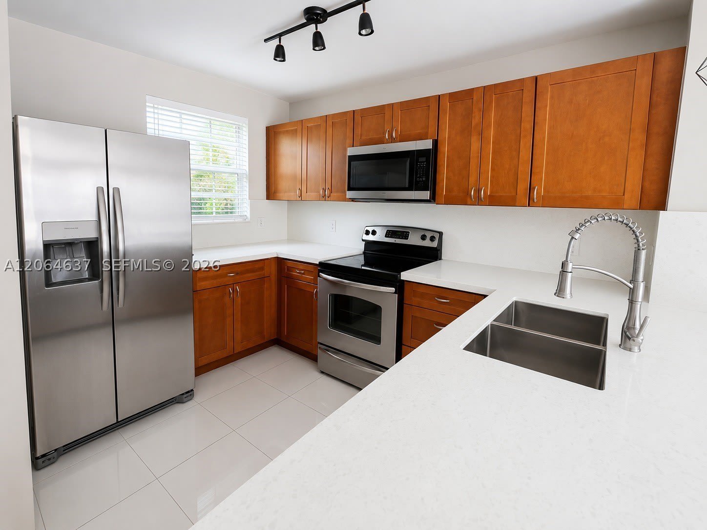8201 Fairway Rd – photo 2