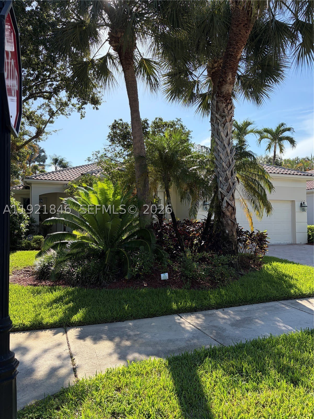 2518 Bay Pointe Ct – photo 2