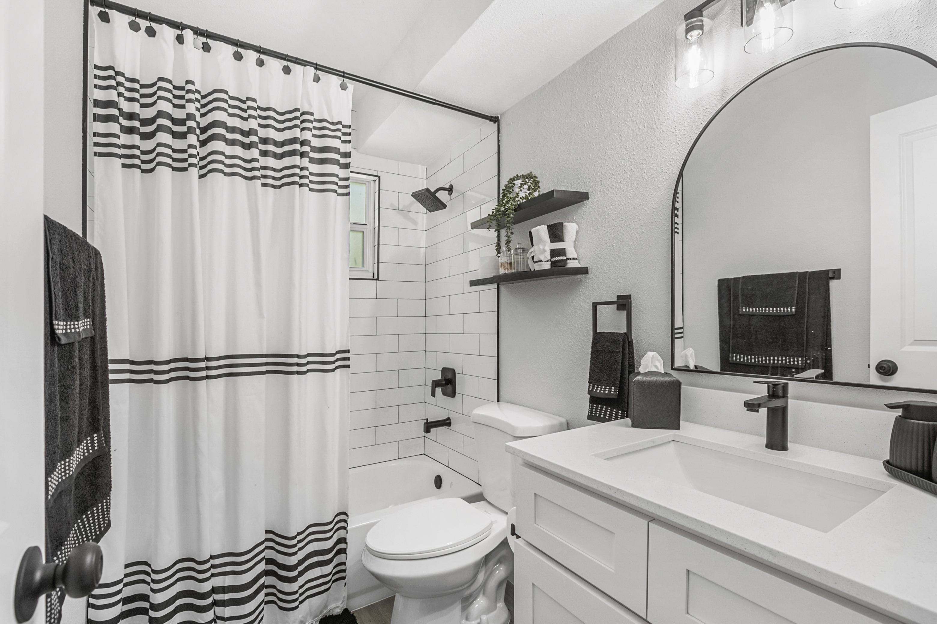 Bella Sol Apartments – photo 2