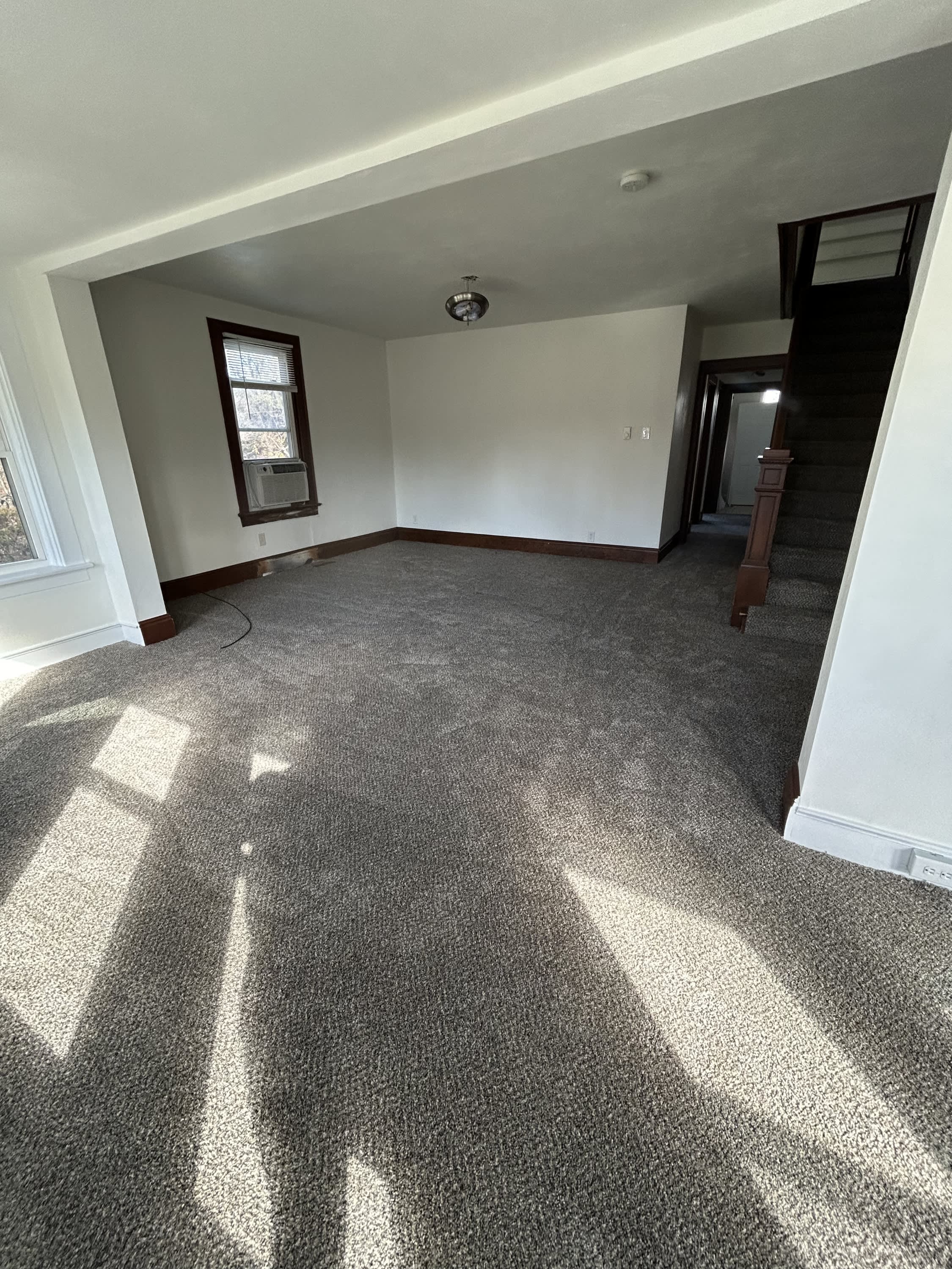 1371 Mount Pleasant Road – photo 3
