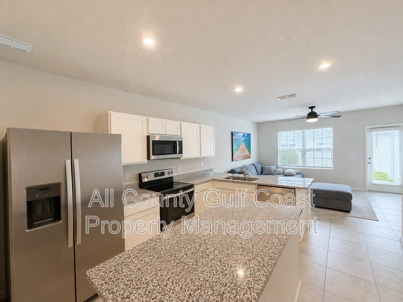 14273 Crimson Ave – photo 5