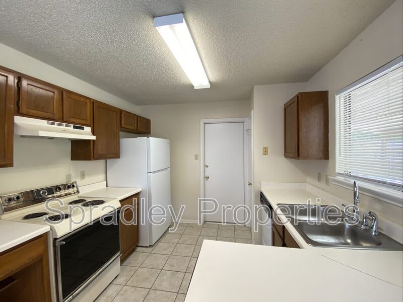 4801 Stone Ridge Dr – photo 4