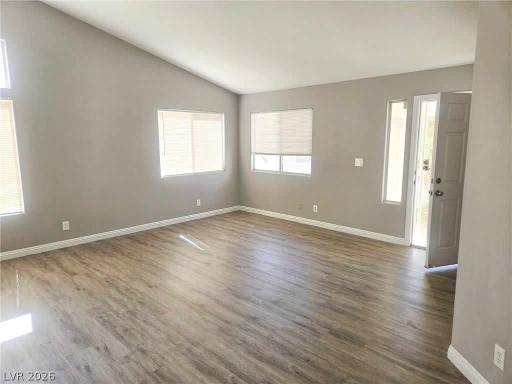 6230 Alkaid Avenue – photo 3