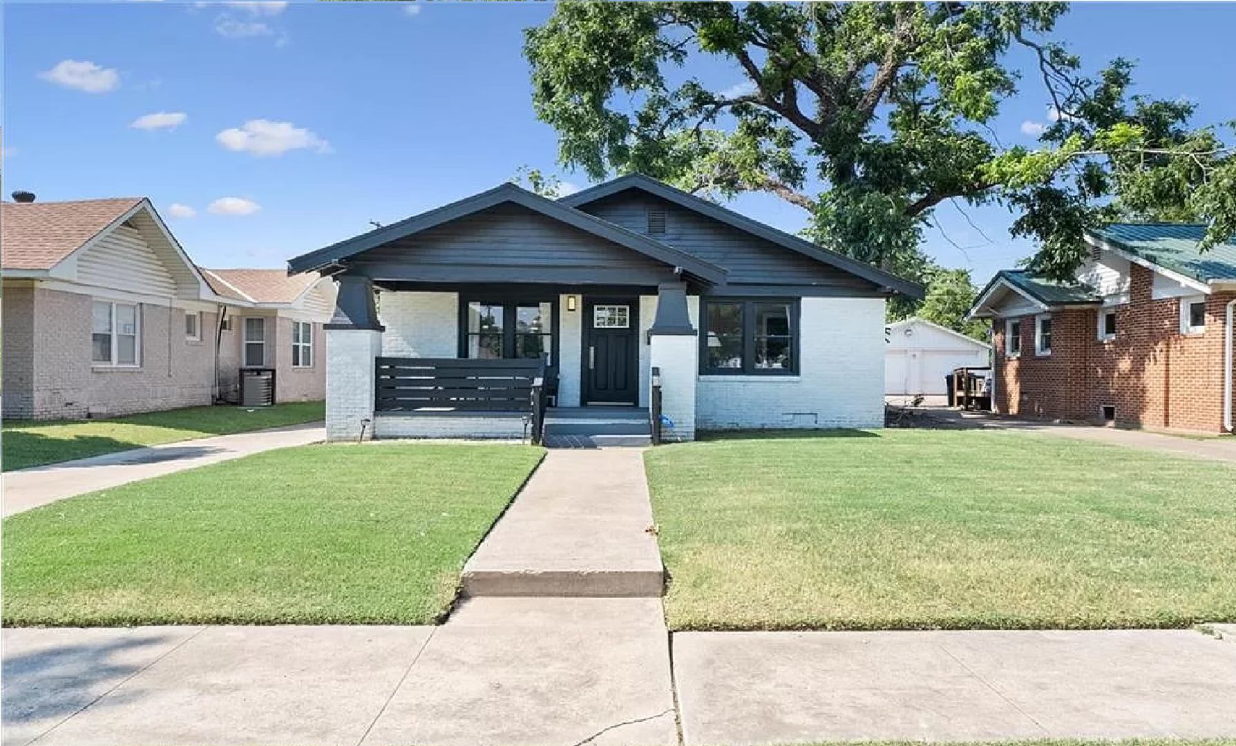 Stylish 2BR/2BA Home Near Paseo Arts District & Downtown OKC! – photo 1