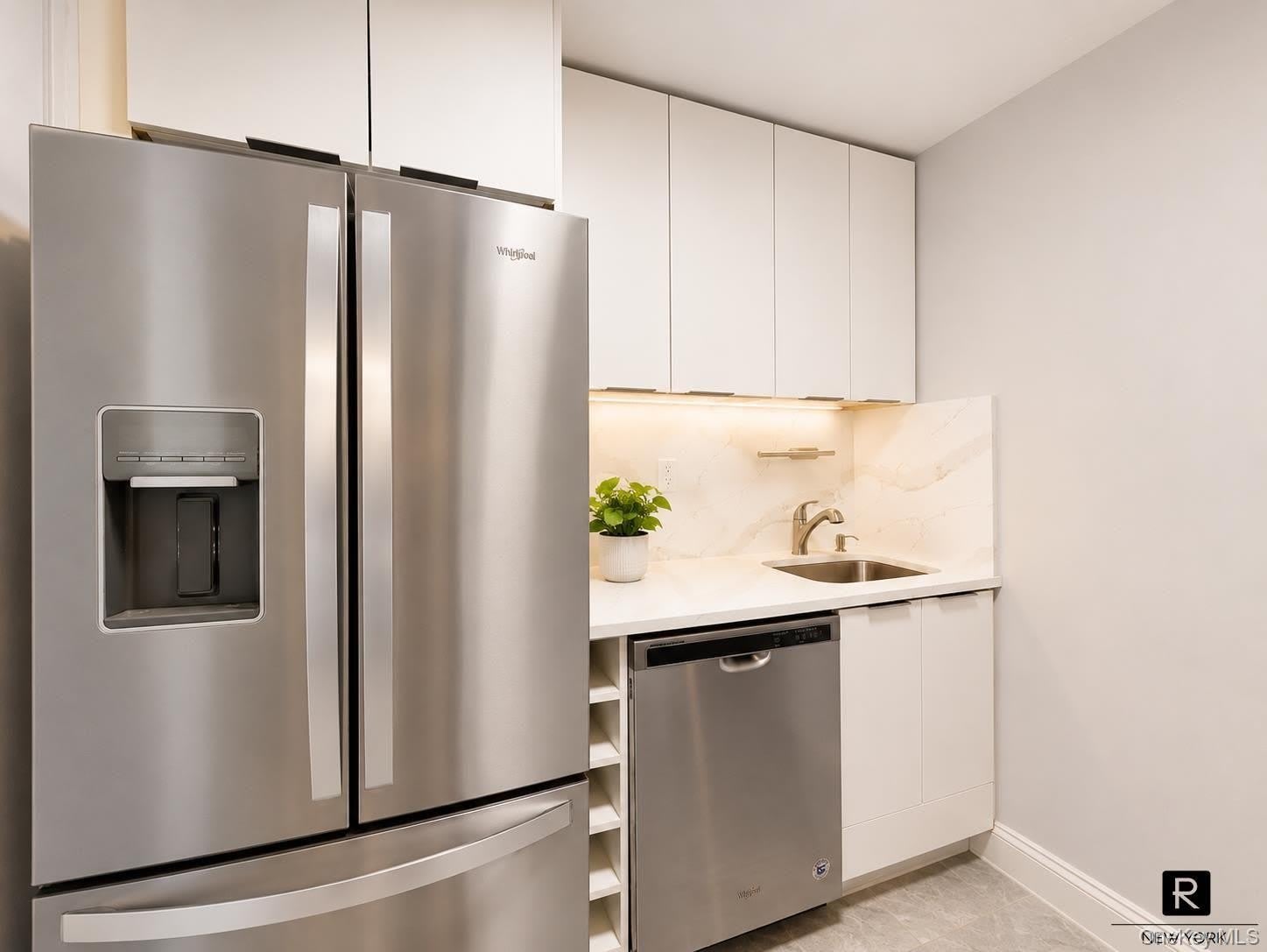 313 E 84th Street – photo 5