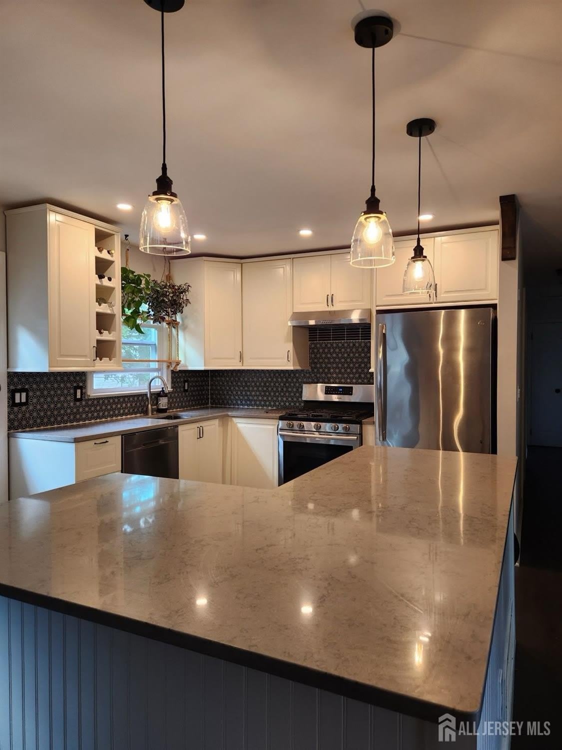 1716 Central Avenue – photo 3