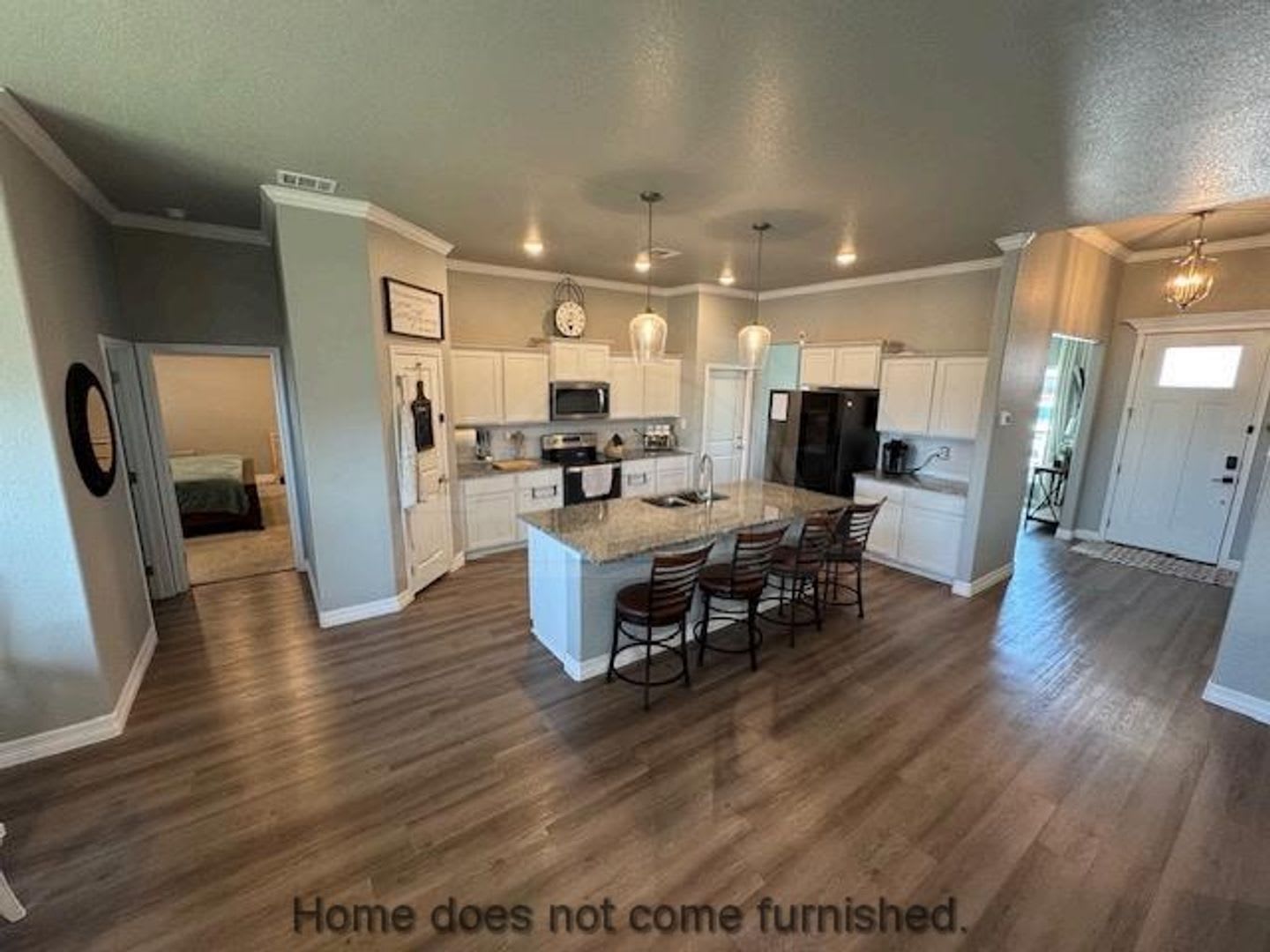 Modern 3-Bedroom Home – photo 3