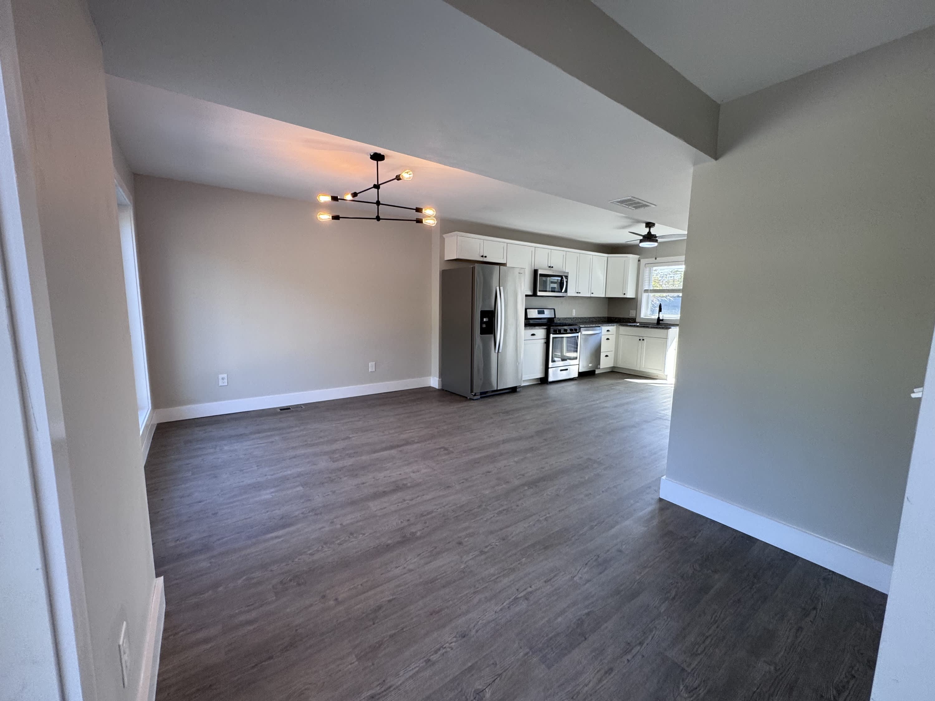 403 East Mulberry Street 1 – photo 4