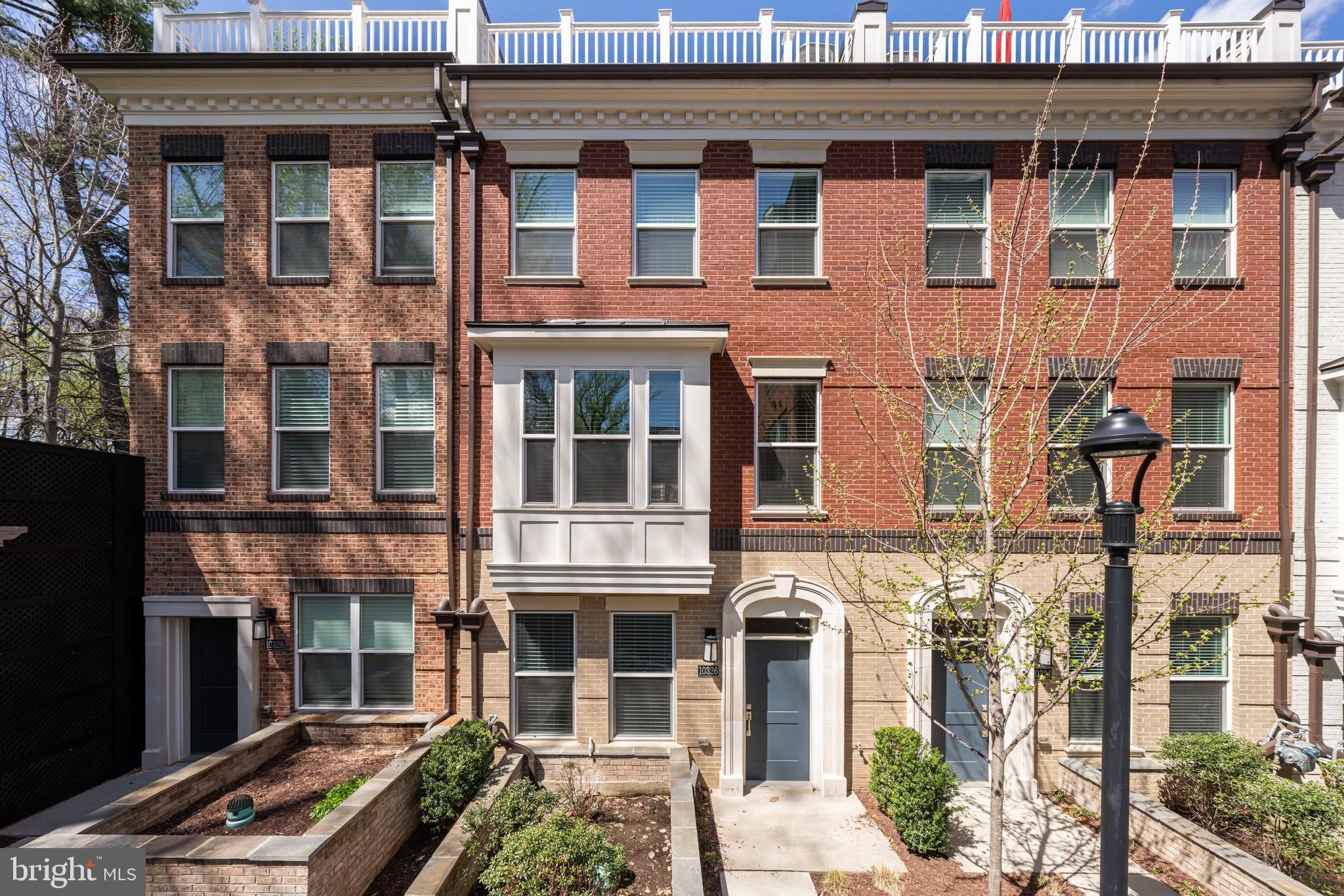 10326 GROSVENOR Place – photo 1