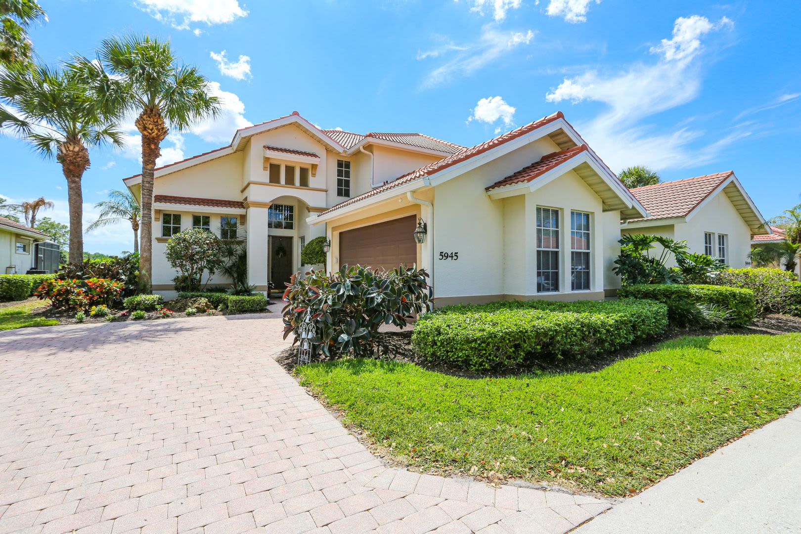 5945 Paradise Circle – photo 5