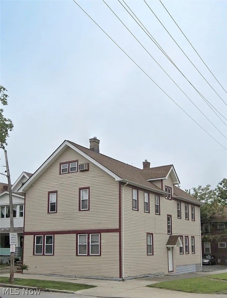 1304 W 64th – photo 1
