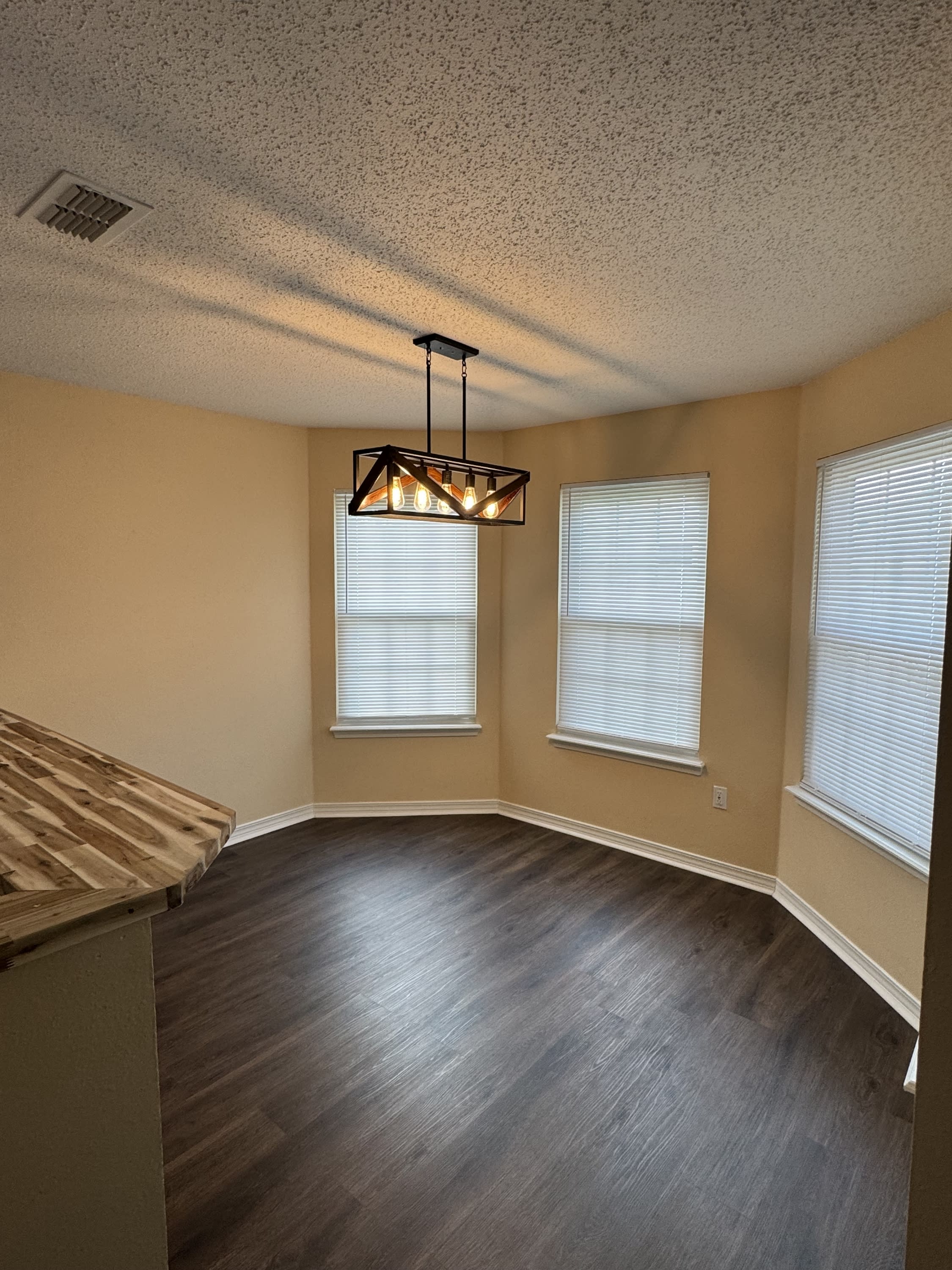 13401 Warren Drive – photo 5