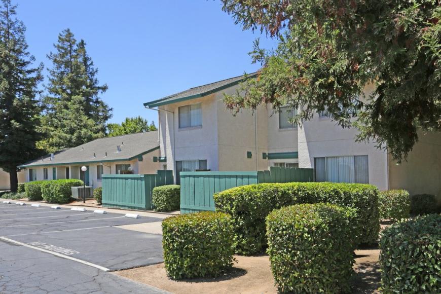 Merced Commons I & II – photo 2