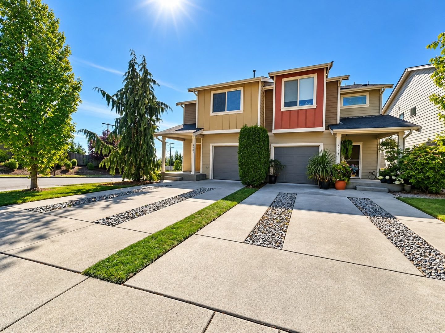 3Bd/2.5Ba Marysville Townhome – photo 1