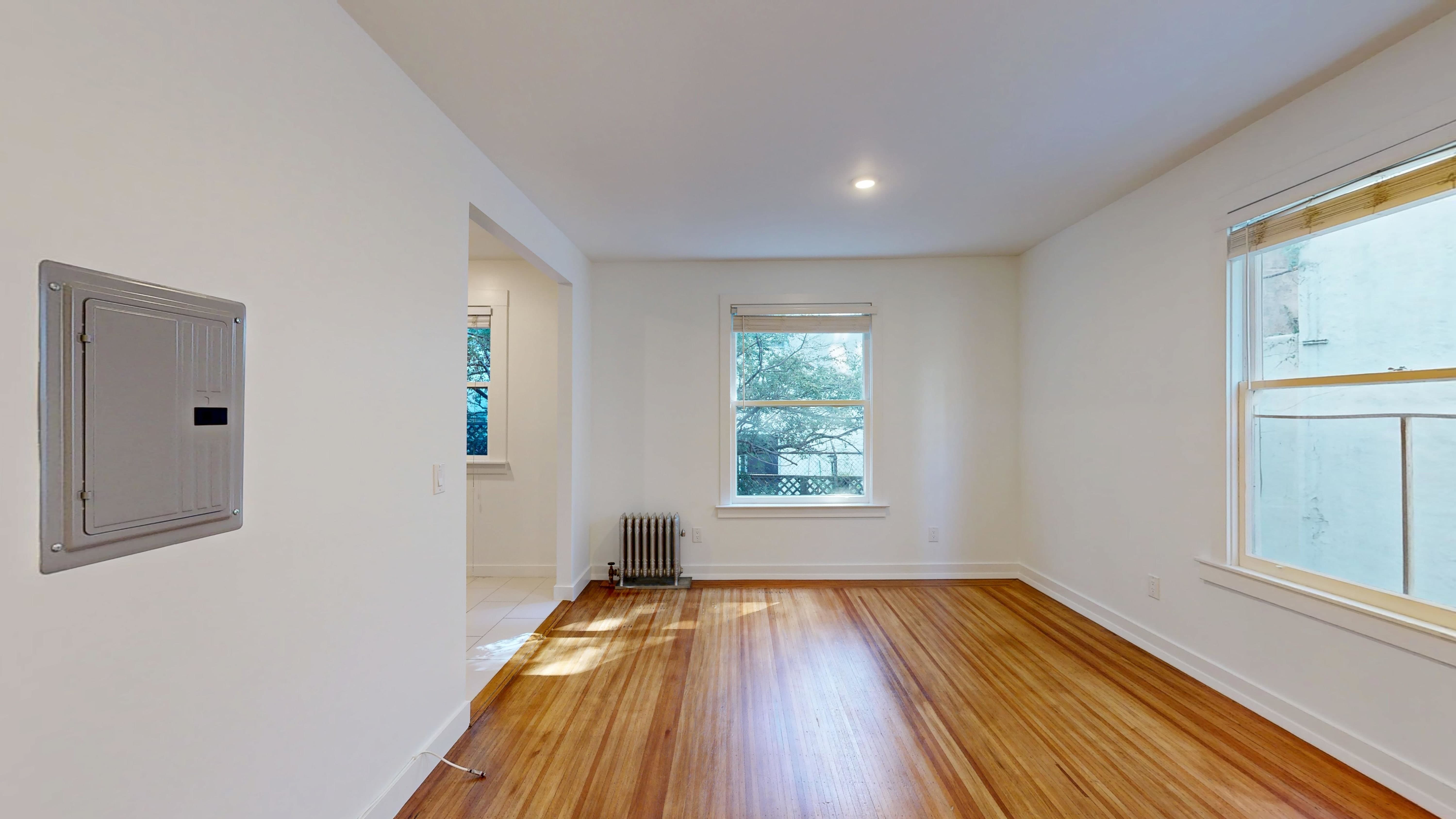 655 Stockton Street – photo 5