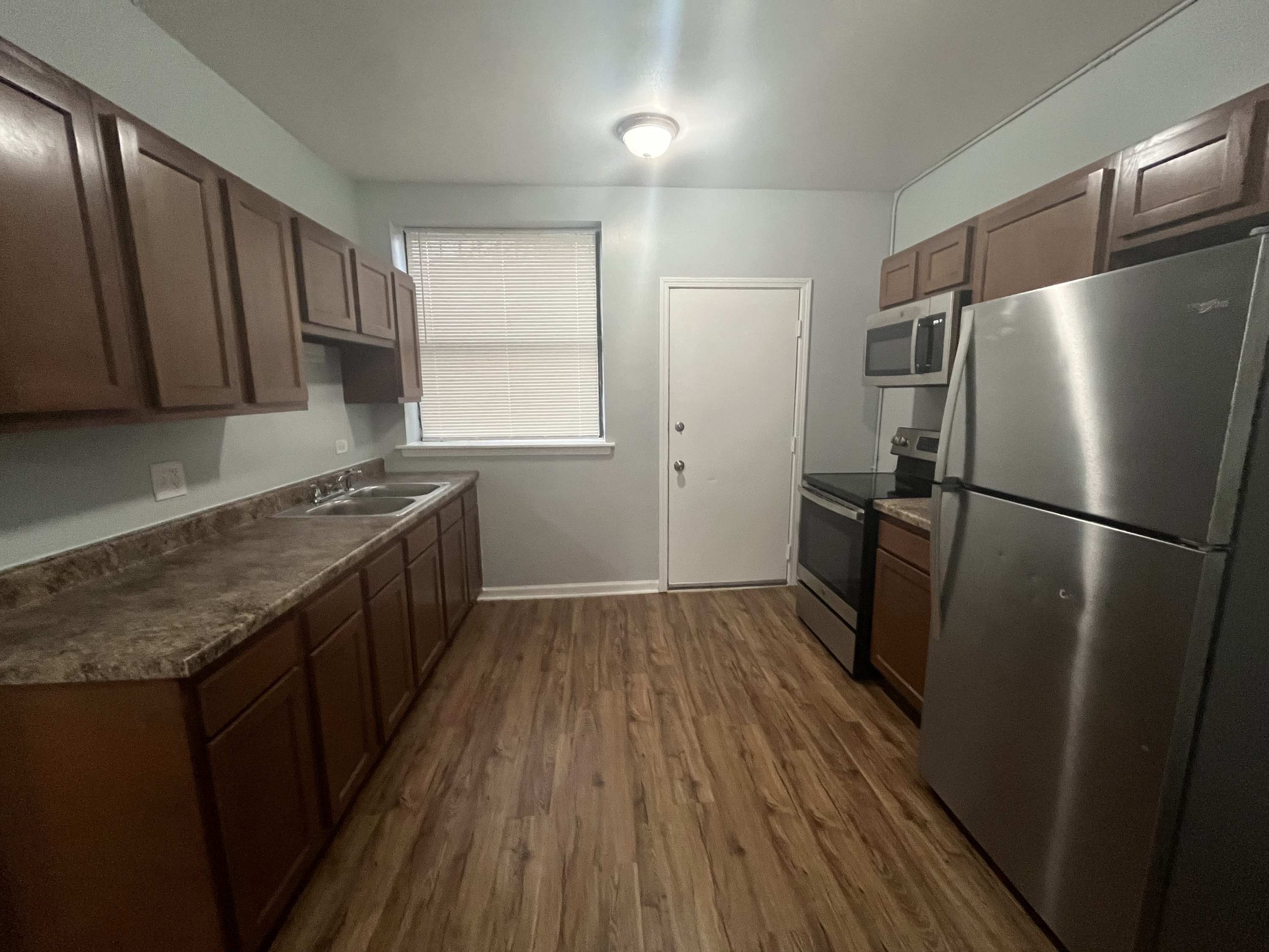 9 North Keeler Avenue – photo 1