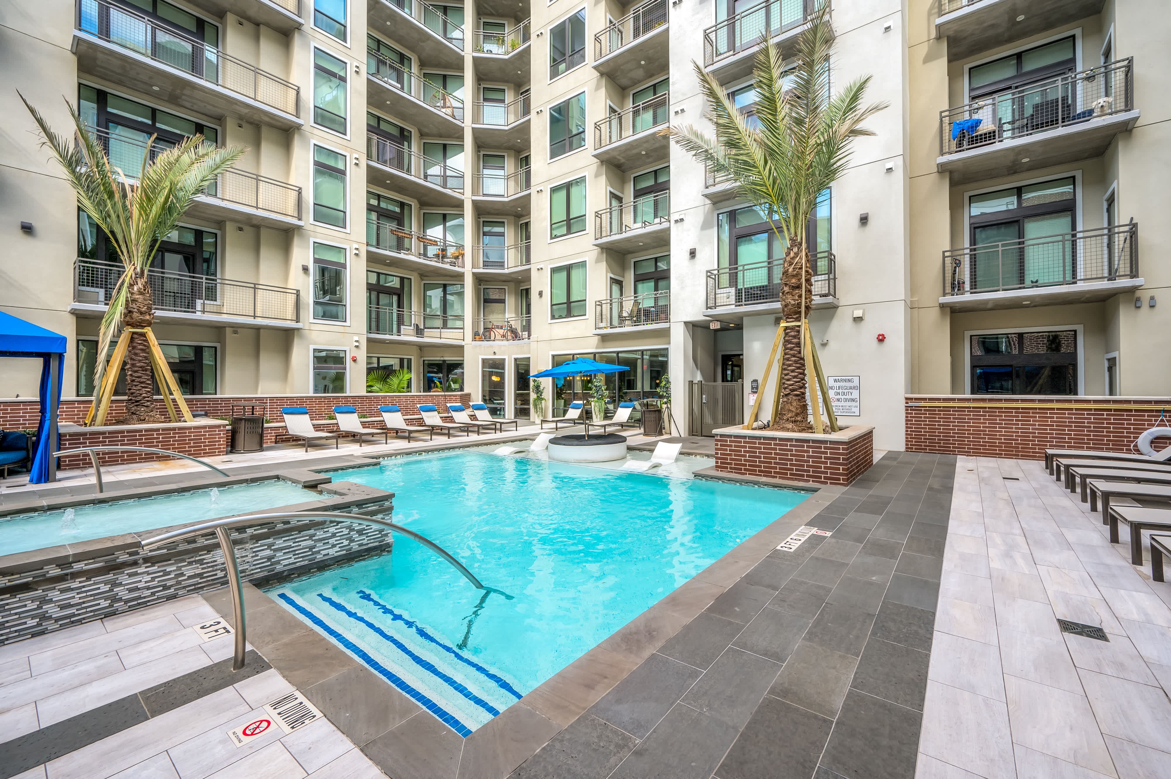 Skyline at Midtown – photo 4