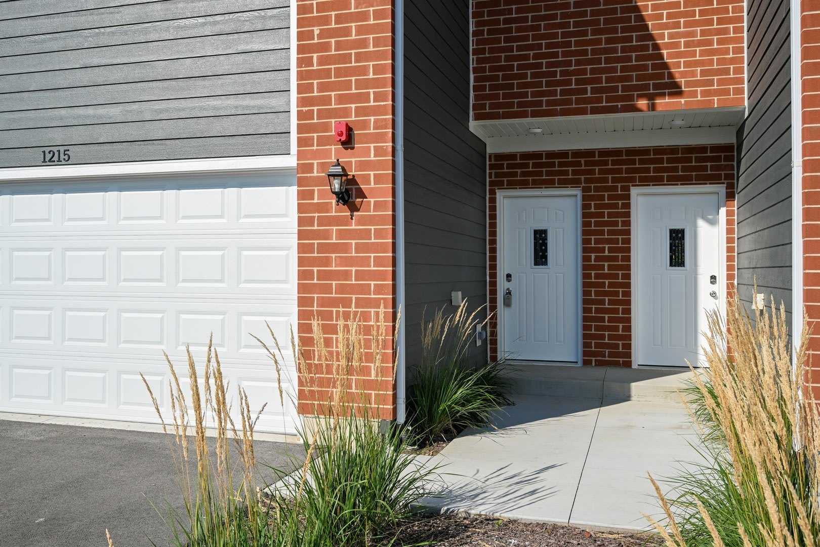 1215 Gillespie Lane – photo 2